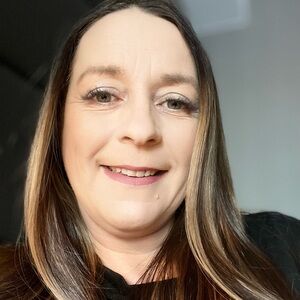 Meet your Posher, Gena